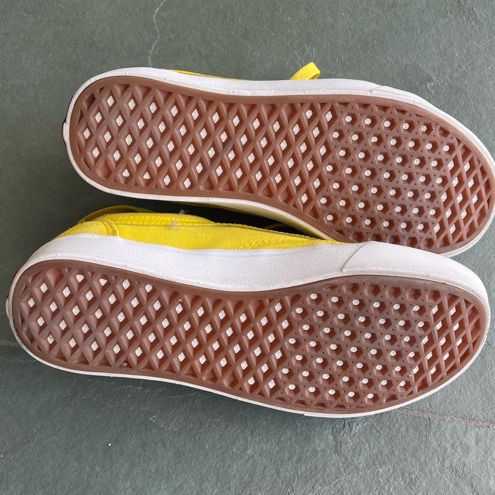 Yellow Old School Custom Vans , woman size 8 - Picture 2 of 6
